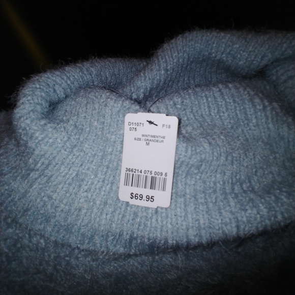 Le Chateau Chenille Sweater - Picture 3 of 3